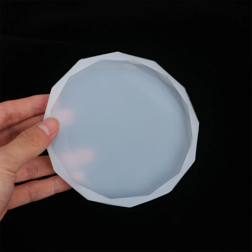 Coaster Silicone Mold Round Diamond Edge Epoxy Resin Table Mat DIY Desktop Decoration Mold Hotel Home Kitchen Supplies
Coaster Silicone Mold Round Diamond Edge Epoxy Resin Table Mat DIY Desktop Decoration Mold Hotel Home Kitchen Supplies
