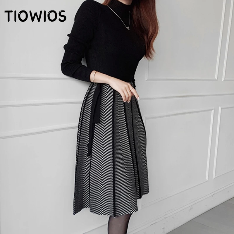 TIOWIOS 2021 New Woman Autumn And Winter Korean Temperament Lace Up Waist Closed Knit Stitching Large Swing Skirt Sweater Dress
TIOWIOS 2021 New Woman Autumn And Winter Korean Temperament Lace Up Waist Closed Knit Stitching Large Swing Skirt Sweater Dress