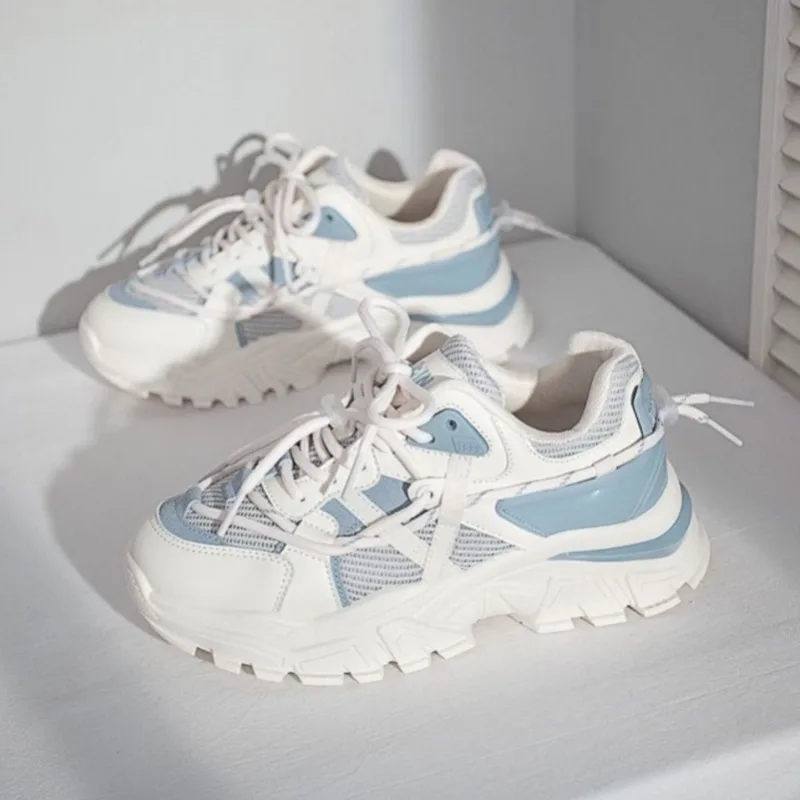 New spring and autumn women's shoes sports shoes Outdoor Casual and comfortable Heighten shoes
New spring and autumn women's shoes sports shoes Outdoor Casual and comfortable Heighten shoes