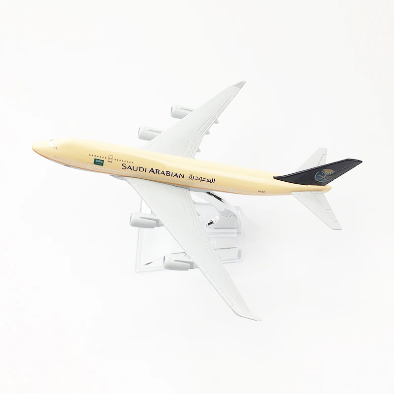 20/16cm Saudi Arabia airway Boeing 747 with wheels model alloy aircraft model plane kids Children birthday gifts toys
20/16cm Saudi Arabia airway Boeing 747 with wheels model alloy aircraft model plane kids Children birthday gifts toys