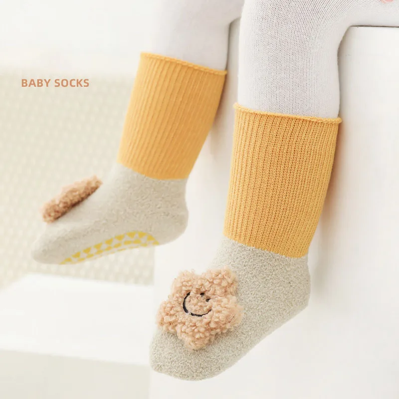 2021 autumn and winter new baby socks thickened non-slip baby socks coral fleece floor socks toddler socks newborn tube socks
2021 autumn and winter new baby socks thickened non-slip baby socks coral fleece floor socks toddler socks newborn tube socks