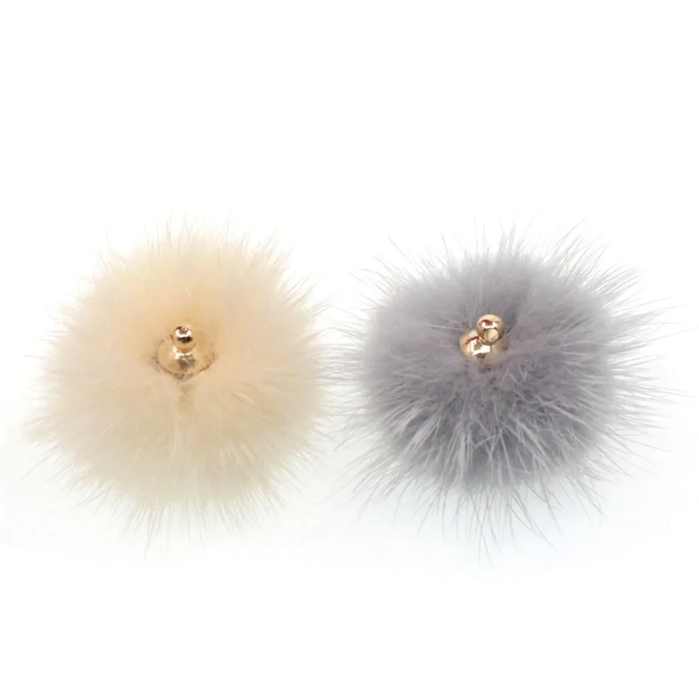 Lavida F33 30mm 5pc Mink Fur Ball with Silver Gold Cap/Jewelry Making/Keychain Shoes Earrings DIY Materials/ Accessories
Lavida F33 30mm 5pc Mink Fur Ball with Silver Gold Cap/Jewelry Making/Keychain Shoes Earrings DIY Materials/ Accessories