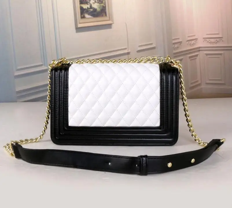 Ladies Leather Shoulder Bag 2021 Simple Luxury Solid Color Messenger Bag Female Bag Design Fashion Handbag #582
Ladies Leather Shoulder Bag 2021 Simple Luxury Solid Color Messenger Bag Female Bag Design Fashion Handbag #582