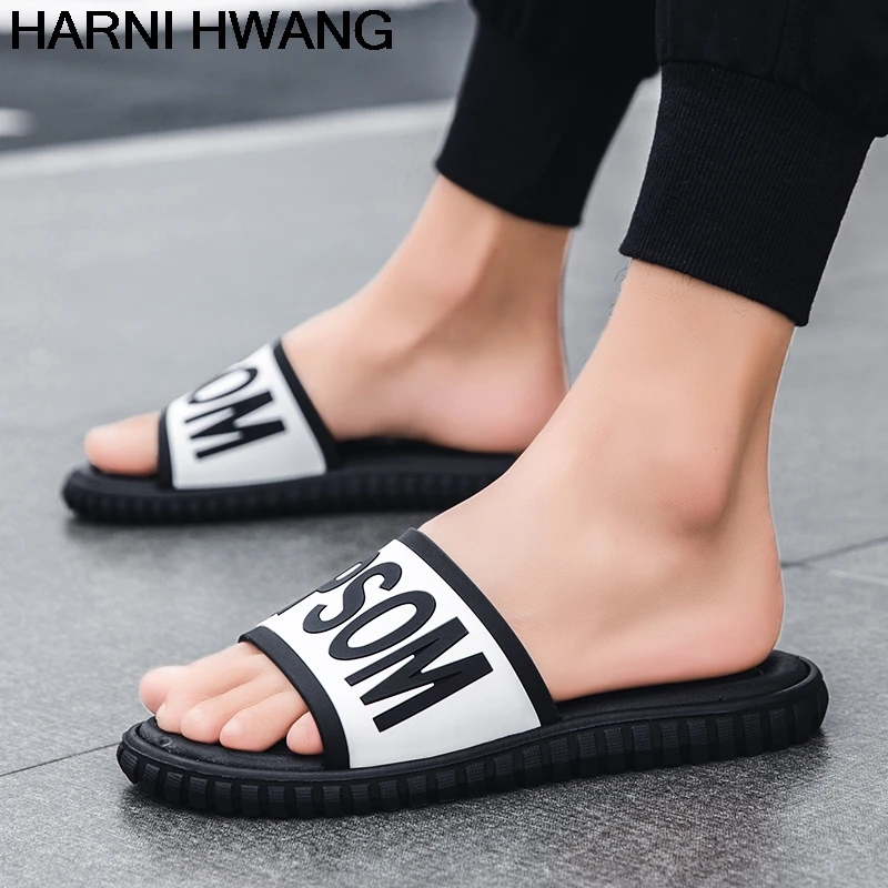 Men'S Slippers Summer Fashion New One-Word Slippers EVA Material Indoor Breathable Non-Slip Shoes Size 39-47 Wholesale
Men'S Slippers Summer Fashion New One-Word Slippers EVA Material Indoor Breathable Non-Slip Shoes Size 39-47 Wholesale
