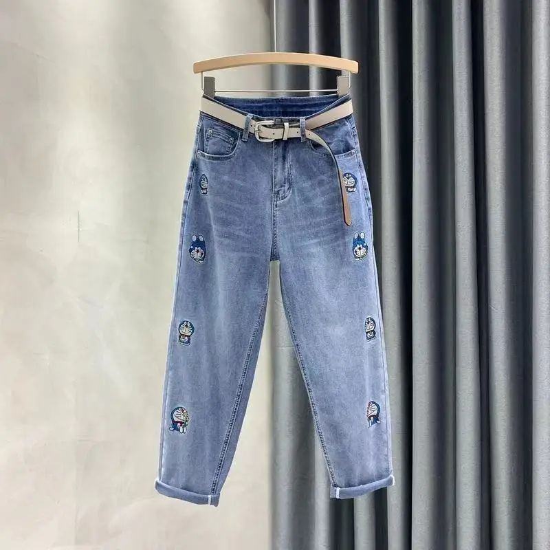 Embroidered cartoon jeans Nice women's summer Pop high waist slim slacks Capris Harlan pants
Embroidered cartoon jeans Nice women's summer Pop high waist slim slacks Capris Harlan pants