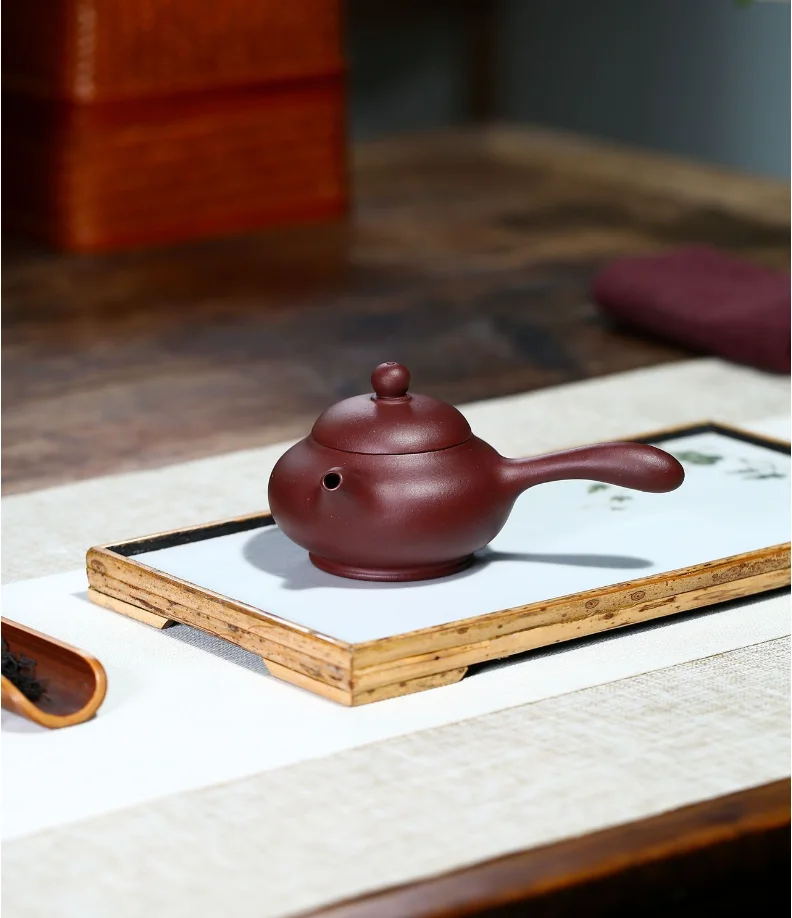 Xiao Pin Tang Yu China Kettle Ceramic Teapot For Tea Puer Oolong Tea Set Handmade
Xiao Pin Tang Yu China Kettle Ceramic Teapot For Tea Puer Oolong Tea Set Handmade