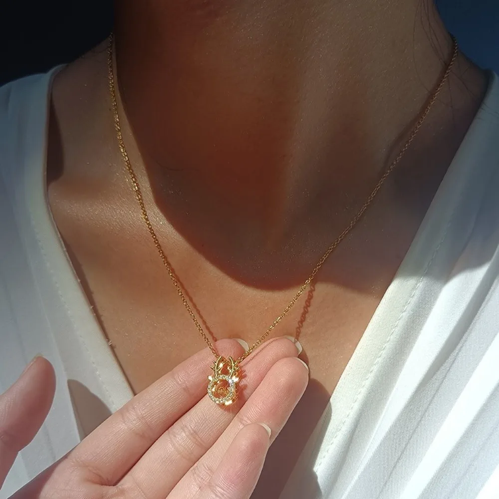 AMC Trendy Minimalist Butterfly Elk Necklace Pendant Necklace Bridal Wedding Party Chain NecklaceJewelry Gift for Women Kids
AMC Trendy Minimalist Butterfly Elk Necklace Pendant Necklace Bridal Wedding Party Chain NecklaceJewelry Gift for Women Kids