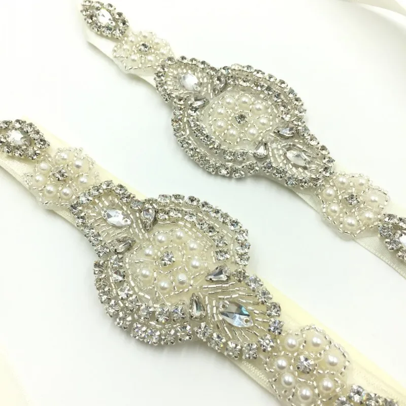 Boutique Toddler Girls Diamon Pearl Headband Baby Vintage Hair Clips Flower Girl Hair Accessions Newborn Baptism Christning Band
Boutique Toddler Girls Diamon Pearl Headband Baby Vintage Hair Clips Flower Girl Hair Accessions Newborn Baptism Christning Band