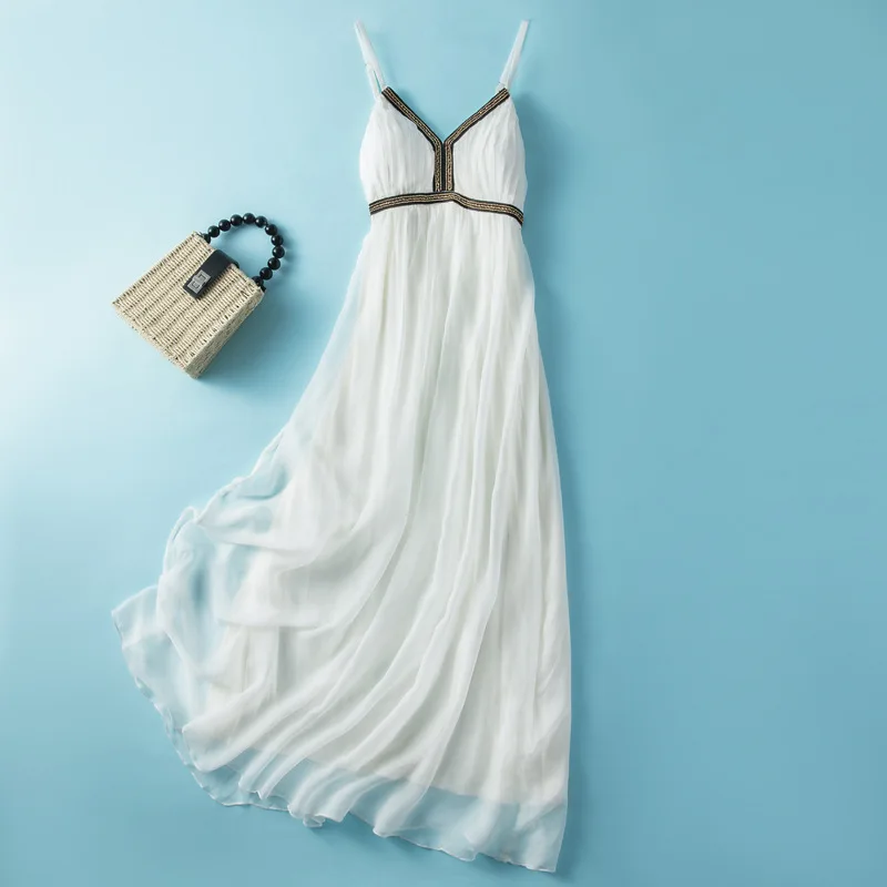 Summer women's silk dress sweet temperament suspender skirt tourism vacation silk long skirt 11021 
Summer women's silk dress sweet temperament suspender skirt tourism vacation silk long skirt 11021