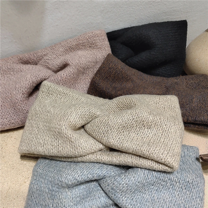 Women Solid Knitting Cross Knot Warm Headbands Hair Holder Elastic Hairbands Turban Headwraps Fashion Hair Accessories
Women Solid Knitting Cross Knot Warm Headbands Hair Holder Elastic Hairbands Turban Headwraps Fashion Hair Accessories