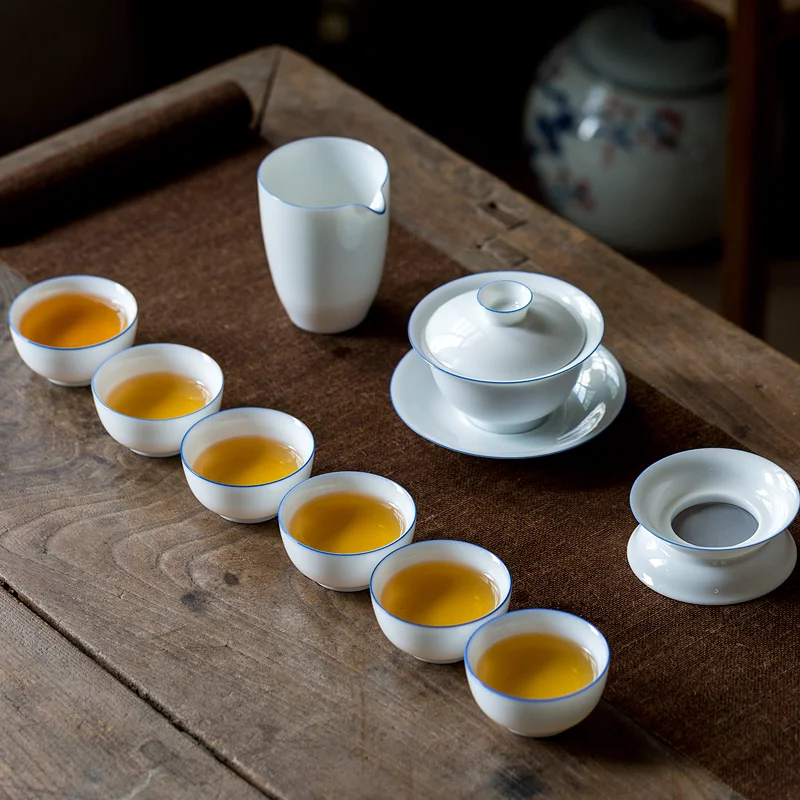 Teaware 6 Persons Tea Set Gaiwan Cup Tibetan Cover Bowl Services Chinese White Ceremony Porcelain Ceramic Mugs Tableware Kung Fu
Teaware 6 Persons Tea Set Gaiwan Cup Tibetan Cover Bowl Services Chinese White Ceremony Porcelain Ceramic Mugs Tableware Kung Fu
