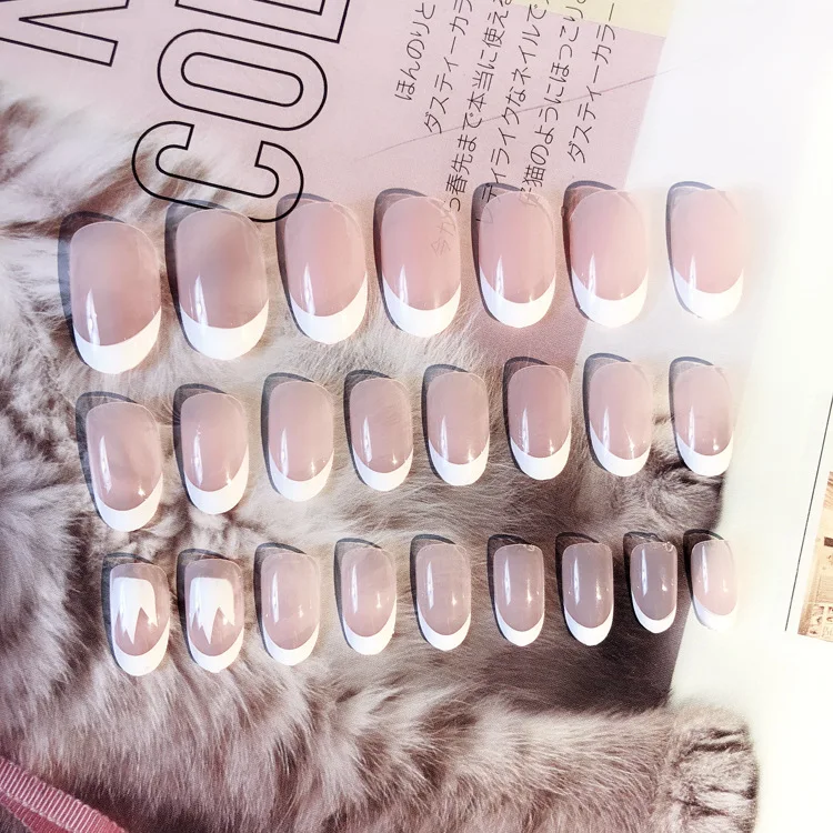 24Pcs Classical French Fake Nails Oval Short Artificial Nail Tips Full Cover Crown Print French False Nail Faux Ongles Pre glue
24Pcs Classical French Fake Nails Oval Short Artificial Nail Tips Full Cover Crown Print French False Nail Faux Ongles Pre glue