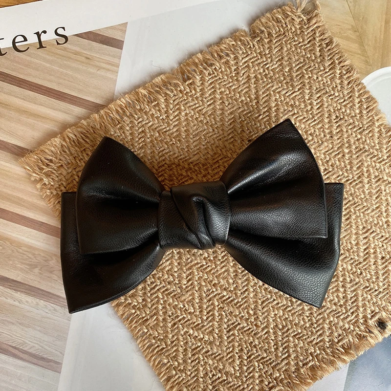 Solid Color Oversized Bow Hair Clip Spring Clip Two Layer Bowknot Velvet Hairpins Women Girls Barrettes Sweet Hair Accessories
Solid Color Oversized Bow Hair Clip Spring Clip Two Layer Bowknot Velvet Hairpins Women Girls Barrettes Sweet Hair Accessories