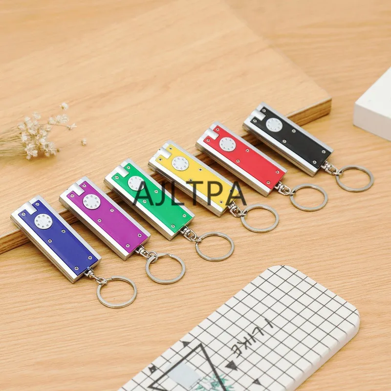 300 шт./лот разноцветный светодиодный мини-фонарик Flasshlight Маленький Карманный Брелок-вспышка портативный ручной светильник Деловой Подарок ...
300 шт./лот разноцветный светодиодный мини-фонарик Flasshlight Маленький Карманный Брелок-вспышка портативный ручной светильник Деловой Подарок ...