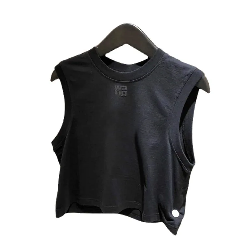 Women Tops 2021 Spring and Summer New Ladies Stitching Embroidery Outer Wear Vest Top
Women Tops 2021 Spring and Summer New Ladies Stitching Embroidery Outer Wear Vest Top
