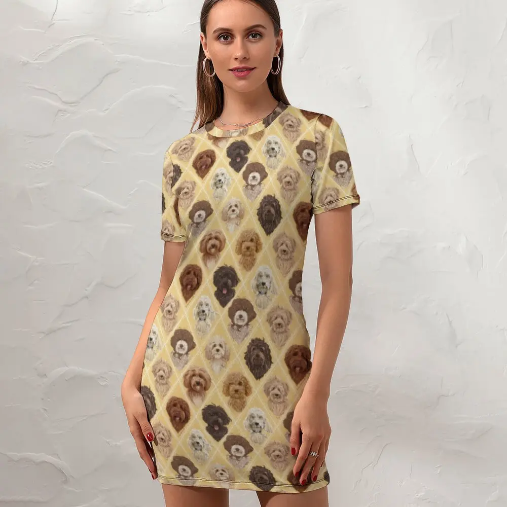 Женское летнее платье из спандекса, облегающее, с коротким рукавом, с принтом
Женское летнее платье из спандекса, облегающее, с коротким рукавом, с принтом