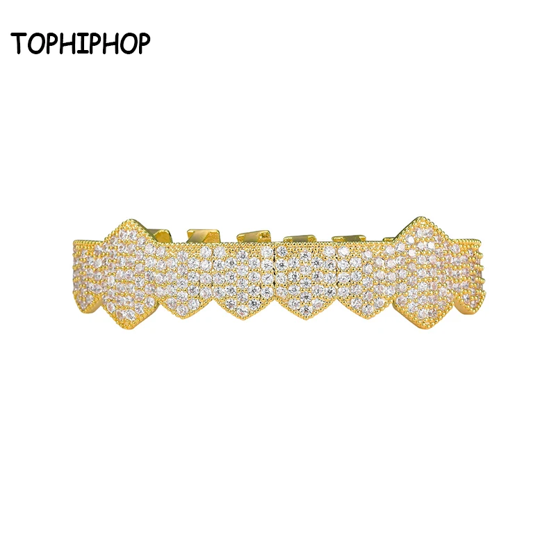 

TOPHIPHOP Hip Hop Braces 8 Teeth Micro-Inlaid Zircon Single Row Gold Braces Hiphop Grillz Vampire Fangs