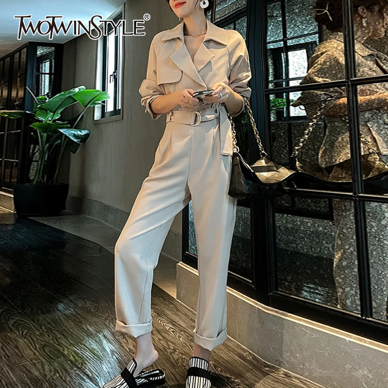 TWOTWINSTYLE Casual Slim Solid Lace Up Jumpsuit Female Lapel Long Sleeve Gathered Waist Temperament Jumpsuits For Women 2021 New 
TWOTWINSTYLE Casual Slim Solid Lace Up Jumpsuit Female Lapel Long Sleeve Gathered Waist Temperament Jumpsuits For Women 2021 New