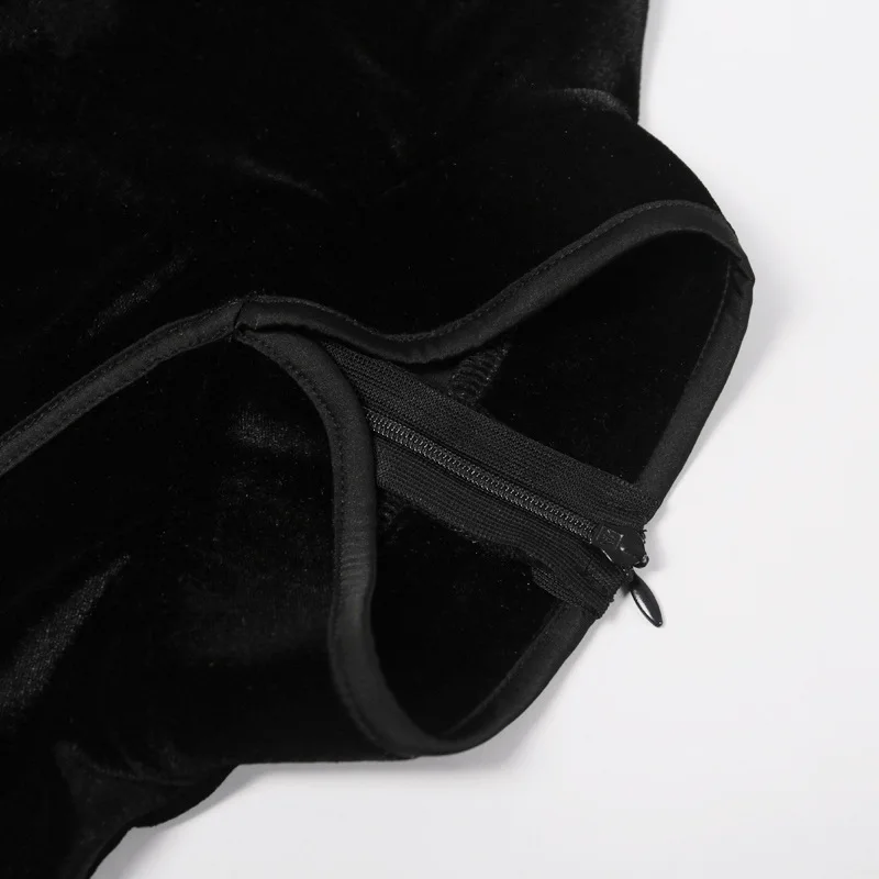 Chinese Style Vintage Women Cheongsam Tops Black Gothic Buckle Sexy Crop Mandarin Collar Summer Party Blouse Slim Qipao Shirt
Chinese Style Vintage Women Cheongsam Tops Black Gothic Buckle Sexy Crop Mandarin Collar Summer Party Blouse Slim Qipao Shirt