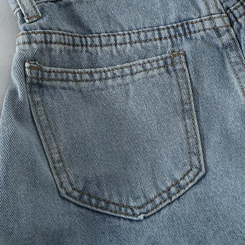 Korean Version Of Retro Denim Short Relaxed Wide Leg Shorts High Waist Loose All-match Rolled Edge Fashion Casual Denim Shorts
Korean Version Of Retro Denim Short Relaxed Wide Leg Shorts High Waist Loose All-match Rolled Edge Fashion Casual Denim Shorts