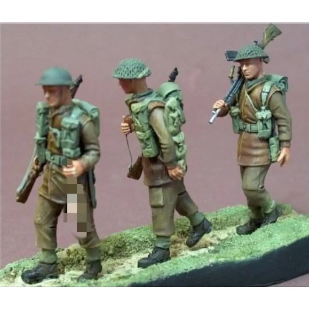 1/35 Resin Model Figure GK, Unassembled and unpainted kit 
1/35 Resin Model Figure GK, Unassembled and unpainted kit