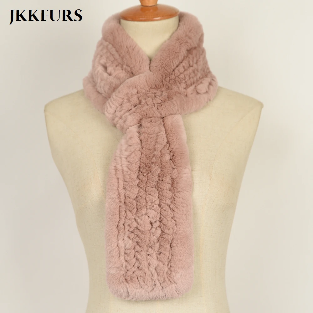 2020 Rex Rabbit Fur Scarves Women Winter Thick Warm Real Fur Top Quality Shawl Natural Fur Muffler S7592
2020 Rex Rabbit Fur Scarves Women Winter Thick Warm Real Fur Top Quality Shawl Natural Fur Muffler S7592