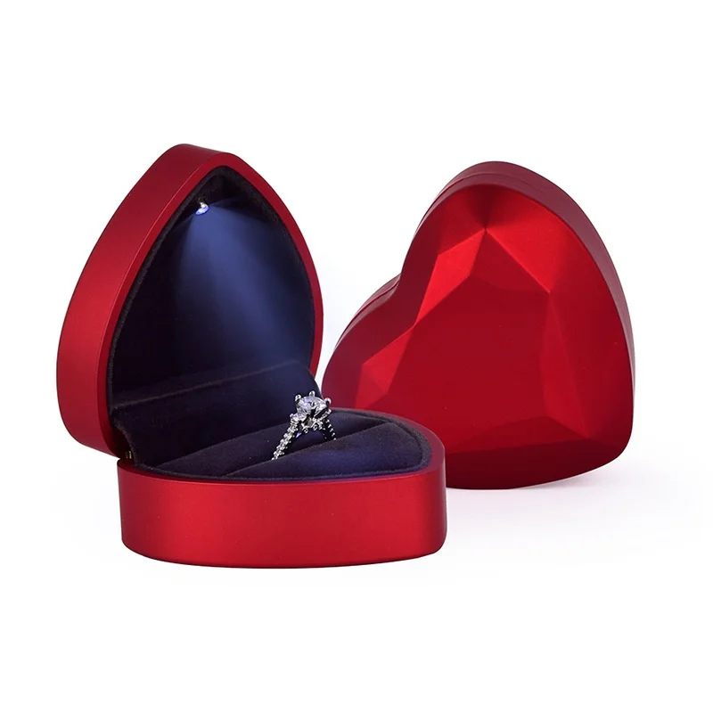 Creative High-end Wedding Proposal Ring Box Heart-shaped LED Light Jewellery Box Light Box Jewellery Box Pendant Jewellery Box
Creative High-end Wedding Proposal Ring Box Heart-shaped LED Light Jewellery Box Light Box Jewellery Box Pendant Jewellery Box