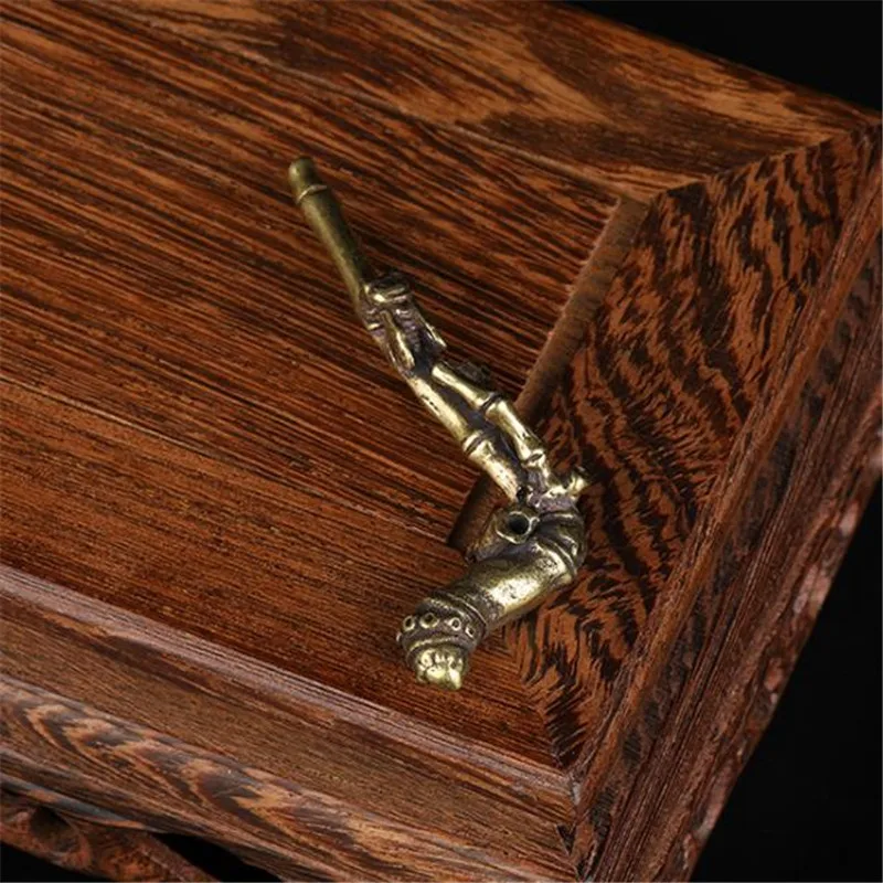 Branches Insects Casting Animal Figurine Retro Style Metal Sculpture Home Office Room Desktop Decoration Collect Ornaments Gift
Branches Insects Casting Animal Figurine Retro Style Metal Sculpture Home Office Room Desktop Decoration Collect Ornaments Gift