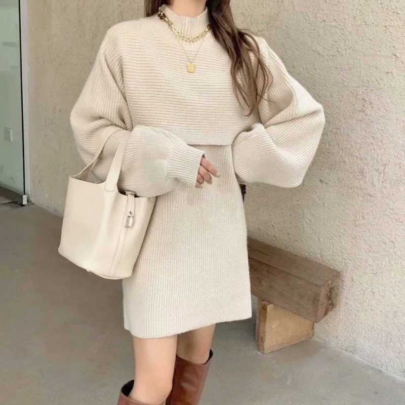 Korean 2021 Winter Temperament Two-piece Sweater Women Fashion Lantern Sleeve Half High Neck Pullover Sweater Women's Clothing
Korean 2021 Winter Temperament Two-piece Sweater Women Fashion Lantern Sleeve Half High Neck Pullover Sweater Women's Clothing