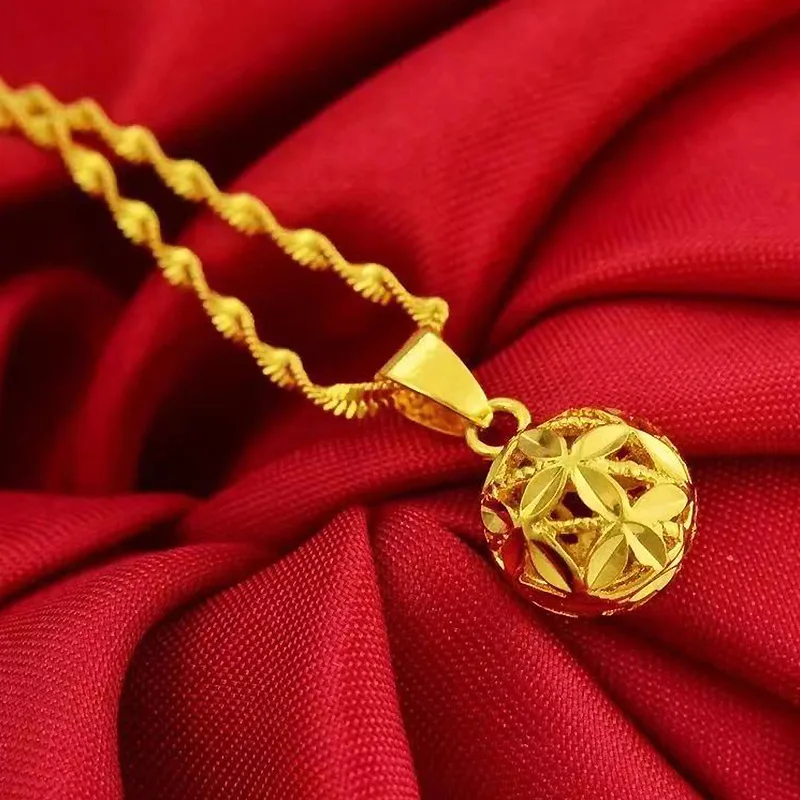 Wedding Hydrangea Imitation Gold Necklace 24k Gold Plated Hydrangea Pendant Ladies Style Proposal Hydrangea Necklace
Wedding Hydrangea Imitation Gold Necklace 24k Gold Plated Hydrangea Pendant Ladies Style Proposal Hydrangea Necklace