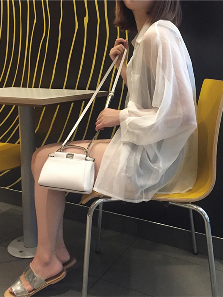 Beach Bikini Jacket White Chiffon shirt summer sunscreen shirt thin loose long sleeve clothes 2021 NEW
Beach Bikini Jacket White Chiffon shirt summer sunscreen shirt thin loose long sleeve clothes 2021 NEW