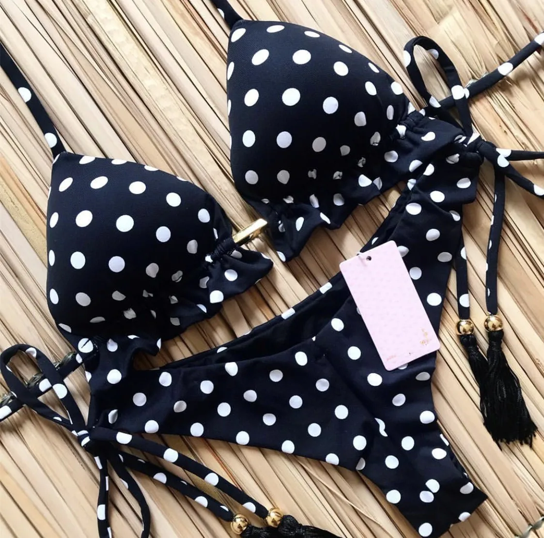 Sexy Bikini 2021 Summer Swimsuit Women Two Pieces High Waist Bikini Push Up Swimwear Halter Bathing Suit Split Swimsuit Female
Sexy Bikini 2021 Summer Swimsuit Women Two Pieces High Waist Bikini Push Up Swimwear Halter Bathing Suit Split Swimsuit Female