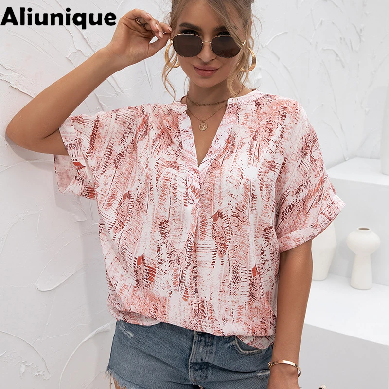 Aliunique New Print V-neck Chiffon Shirt For Women 2021 Summer Leisure Vacation Travel Elegant Temperament Blouse Tie Dye Shirt
Aliunique New Print V-neck Chiffon Shirt For Women 2021 Summer Leisure Vacation Travel Elegant Temperament Blouse Tie Dye Shirt
