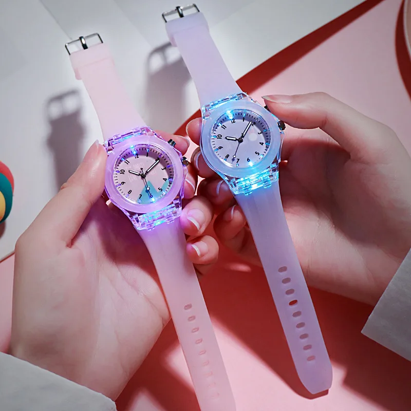 Детские часы UTHAI CQ82 для девочек подростков светящиеся с силиконовым