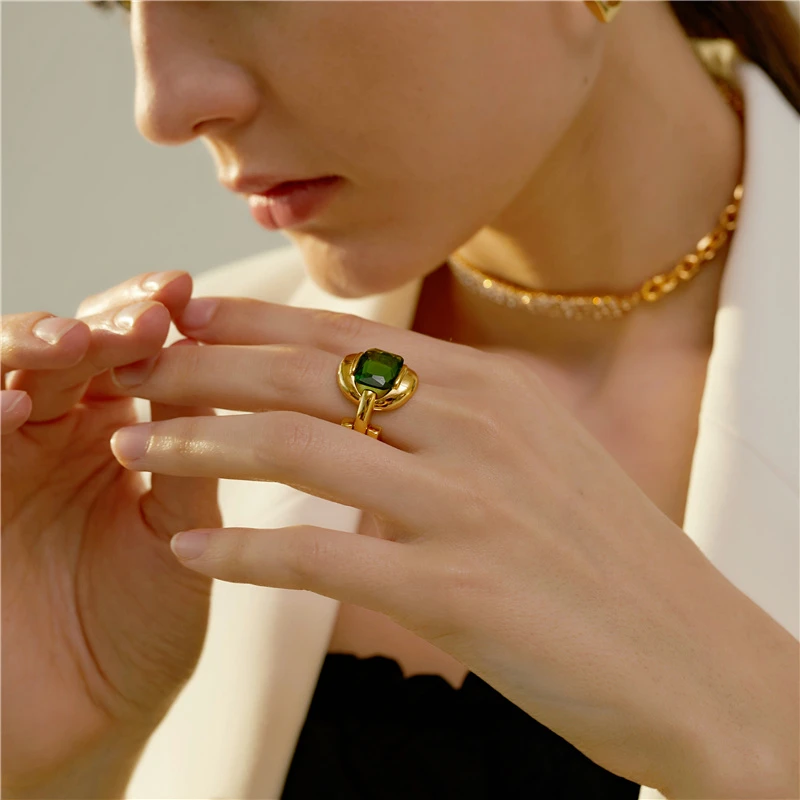 Фото Латунное Ретро зеленое Хрустальное эффектное кольцо - купить