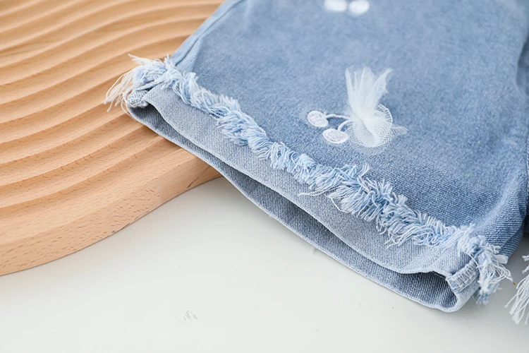 Summer Fashion Girl Set of Short Sleeve Shorts with Bow Cute Cotton Clothes Casual and Comfortable jeans
Summer Fashion Girl Set of Short Sleeve Shorts with Bow Cute Cotton Clothes Casual and Comfortable jeans