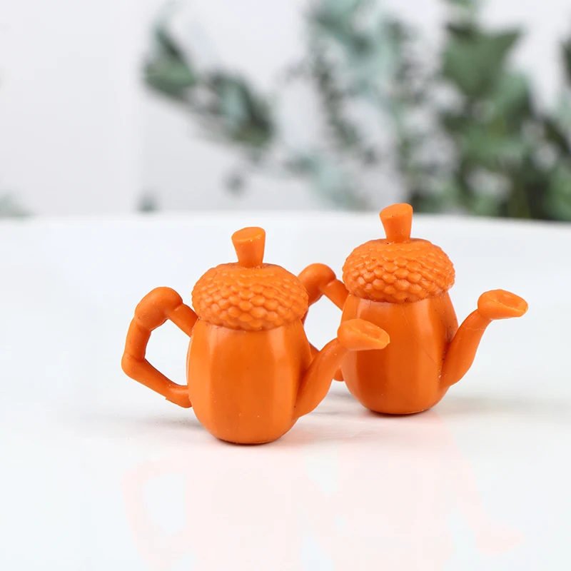 1PC Creative Dollhouse Miniature Kitchen Furniture Accessories Mini Resin Kettle Simulation Drink Model For Doll House Decor Toy 
1PC Creative Dollhouse Miniature Kitchen Furniture Accessories Mini Resin Kettle Simulation Drink Model For Doll House Decor Toy