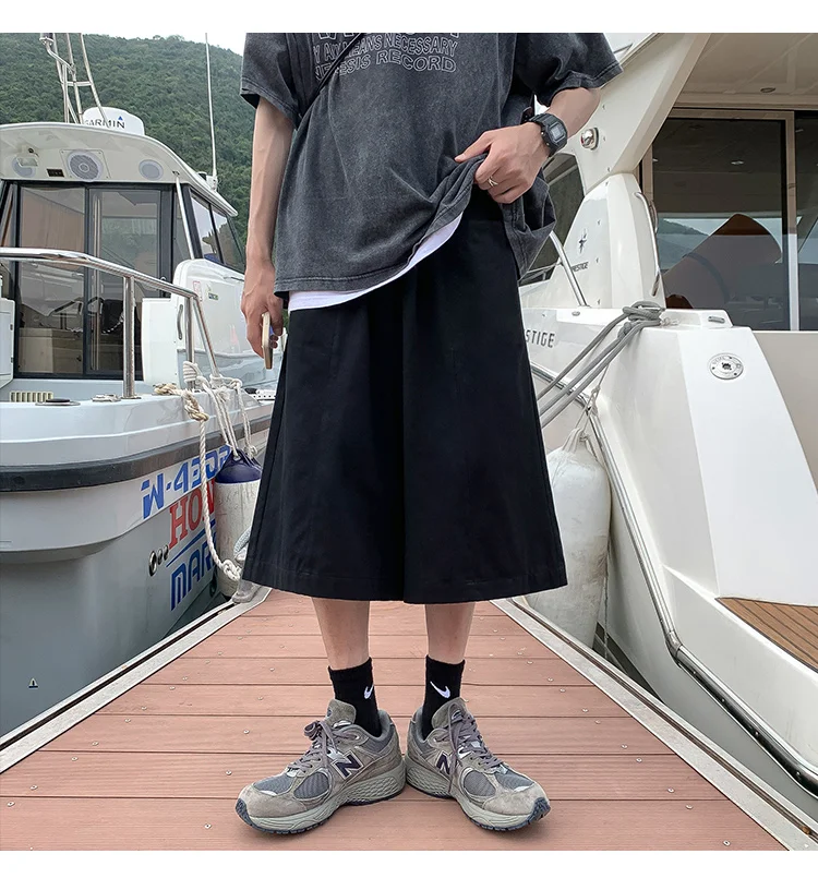 Men's Casual Oversize Shorts 2021 Fashion Male Solid Color Pants Harajuku Streetwear Shorts Male Clothing
Men's Casual Oversize Shorts 2021 Fashion Male Solid Color Pants Harajuku Streetwear Shorts Male Clothing