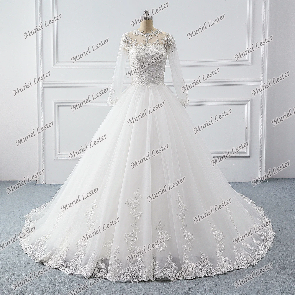 African Bride Celebrity Princess Ball Gown Wedding Dresses White Full Sleeves Appliques Illusion Tulle Back Buttons Bridal Dress
African Bride Celebrity Princess Ball Gown Wedding Dresses White Full Sleeves Appliques Illusion Tulle Back Buttons Bridal Dress