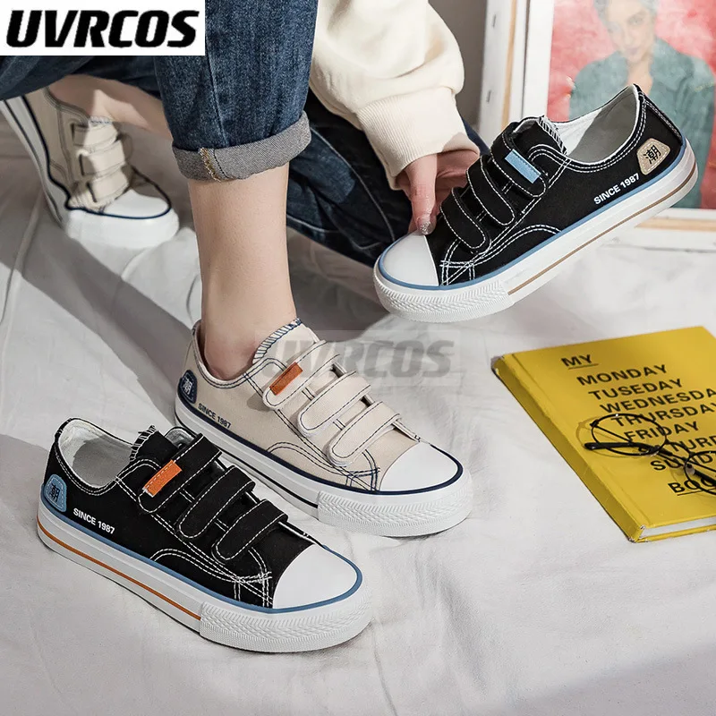 Canvas Shoes Women 2022 New Korean Breathable Running Shoes Flats Fashion Sneakers Women Loafers
Canvas Shoes Women 2022 New Korean Breathable Running Shoes Flats Fashion Sneakers Women Loafers