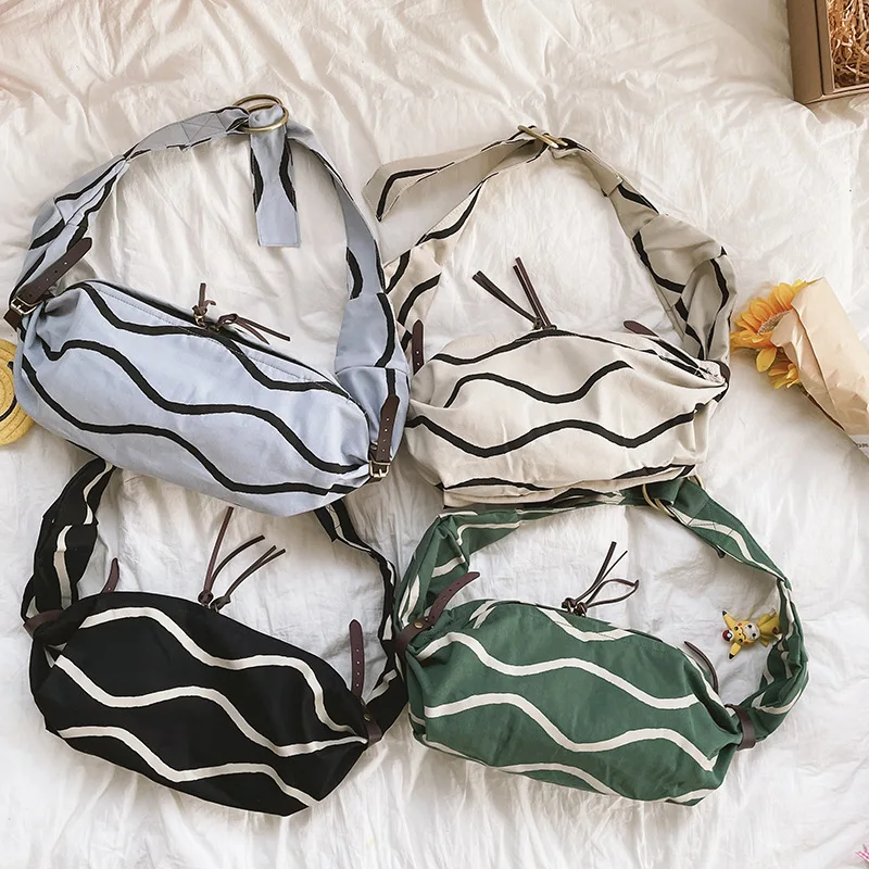 Men's and Women's New Bags, Chest Bags, Lazy Style, Art Bags, Casual Canvas Bags, Underarm Bags, Messenger Bags
Men's and Women's New Bags, Chest Bags, Lazy Style, Art Bags, Casual Canvas Bags, Underarm Bags, Messenger Bags