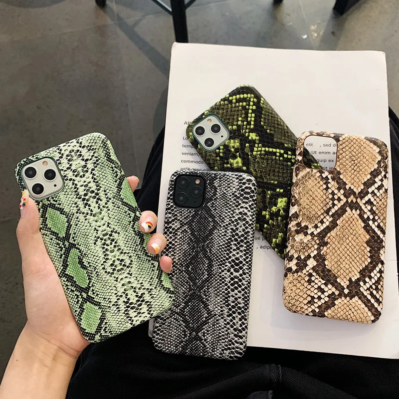 Cool Snake Skin PU Soft Silicone Phone Case for Iphone 11 Pro XS MAX X XR 7 8 6 6S Plus Crocodile Texture Coque Fundas Cover
Cool Snake Skin PU Soft Silicone Phone Case for Iphone 11 Pro XS MAX X XR 7 8 6 6S Plus Crocodile Texture Coque Fundas Cover