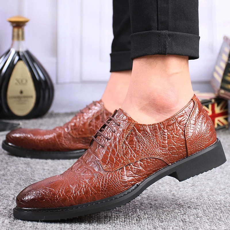 Мужские кожаные модные базовые туфли с металлической отделкой, на шнуровке, модные деловые повседневные кроссовки с ремешком
Мужские кожаные модные базовые туфли с металлической отделкой, на шнуровке, модные деловые повседневные кроссовки с ремешком