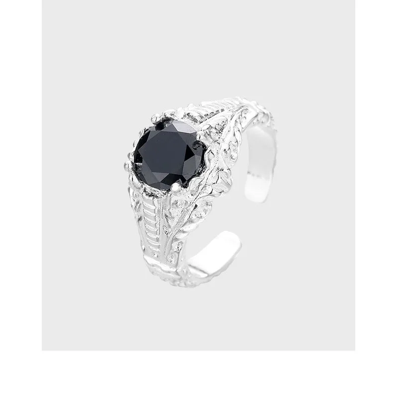 New Hip Hop Irregular Geometric Black Crystal Rhinestone Zircon Textured Metal Opening Adjustable Ring For Women Accessories
New Hip Hop Irregular Geometric Black Crystal Rhinestone Zircon Textured Metal Opening Adjustable Ring For Women Accessories