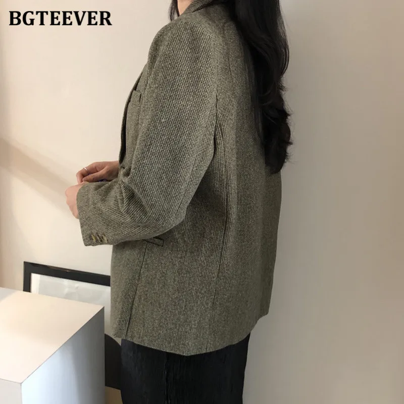 BGTEEVER Vintage Thicken Women Blazer Notched Collar Pockets Slim Plaid Female Suit Jacket 2020 Winter Outwear
BGTEEVER Vintage Thicken Women Blazer Notched Collar Pockets Slim Plaid Female Suit Jacket 2020 Winter Outwear