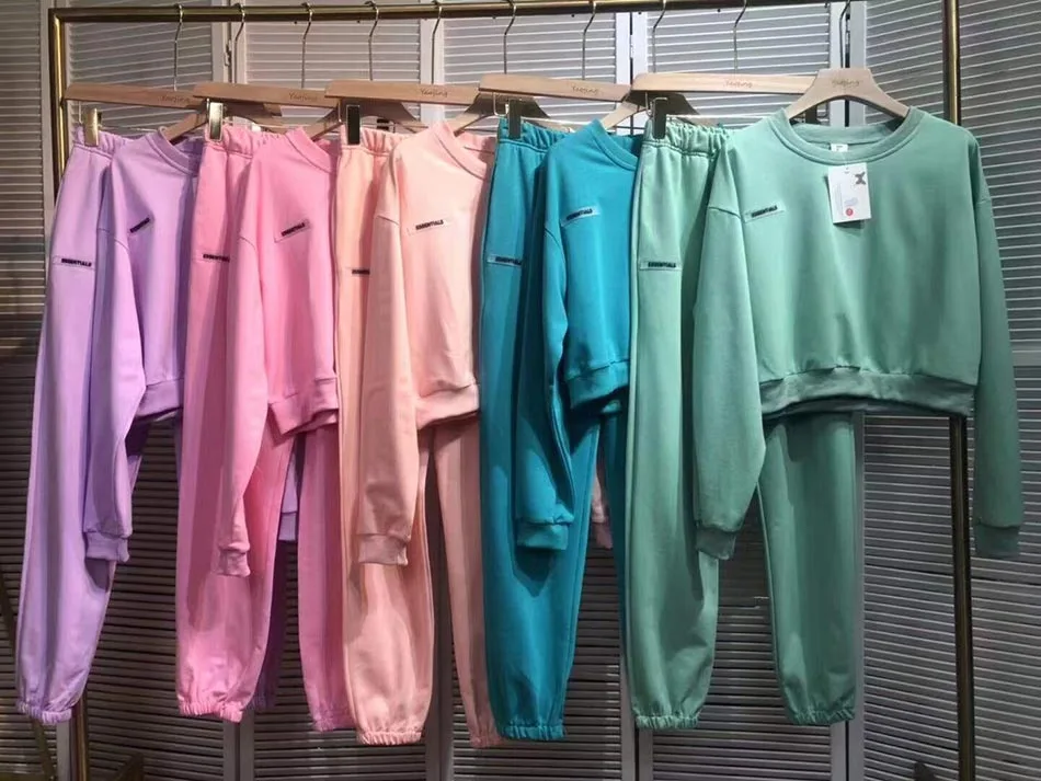 High Quality Winter Women'S Letter Fleece Loose Casual 2 Two-Piece Set Sexy O-Neck Short Sweater And Trousers Sportswear Suit
High Quality Winter Women'S Letter Fleece Loose Casual 2 Two-Piece Set Sexy O-Neck Short Sweater And Trousers Sportswear Suit