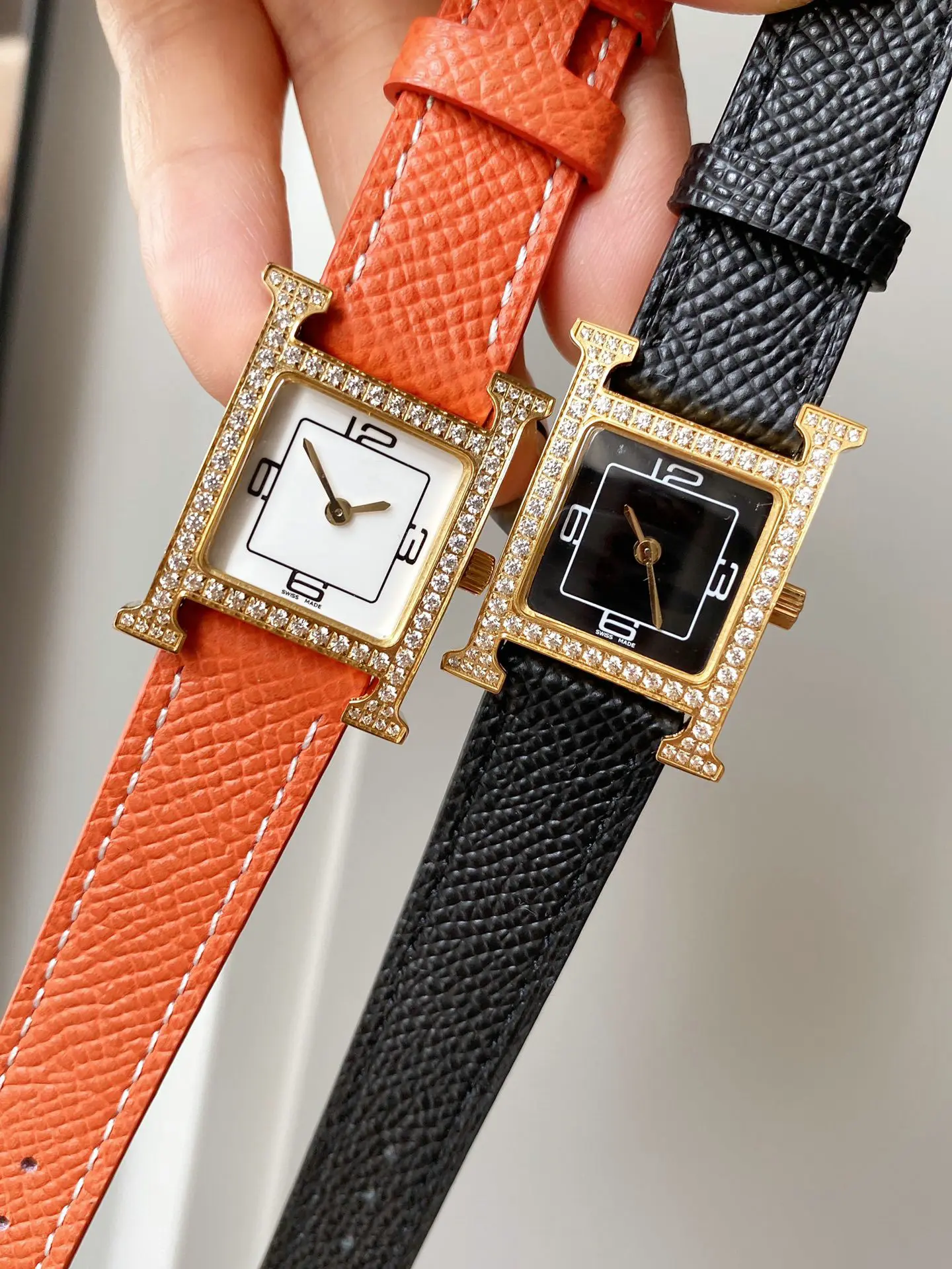 Women Watches Women Fashion Watch 2020 Geneva Designer Ladies Watch Luxury Brand Diamond Quartz Gold Wrist Watch Gifts For Women
Women Watches Women Fashion Watch 2020 Geneva Designer Ladies Watch Luxury Brand Diamond Quartz Gold Wrist Watch Gifts For Women