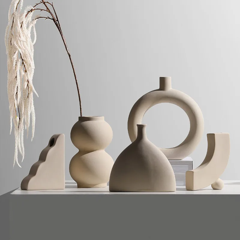Nordic minimalist ceramic vase ornaments dried flower flower arrangement creative art living room TV cabinet desktop decoration
Nordic minimalist ceramic vase ornaments dried flower flower arrangement creative art living room TV cabinet desktop decoration