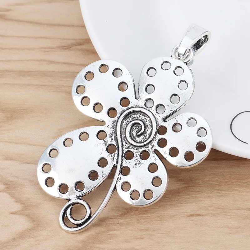 2 Pieces Tibetan Silver Large Swirl Vortex Spiral Flower Charms Pendants for Necklace Jewellery Making Findings 78x56mm
2 Pieces Tibetan Silver Large Swirl Vortex Spiral Flower Charms Pendants for Necklace Jewellery Making Findings 78x56mm