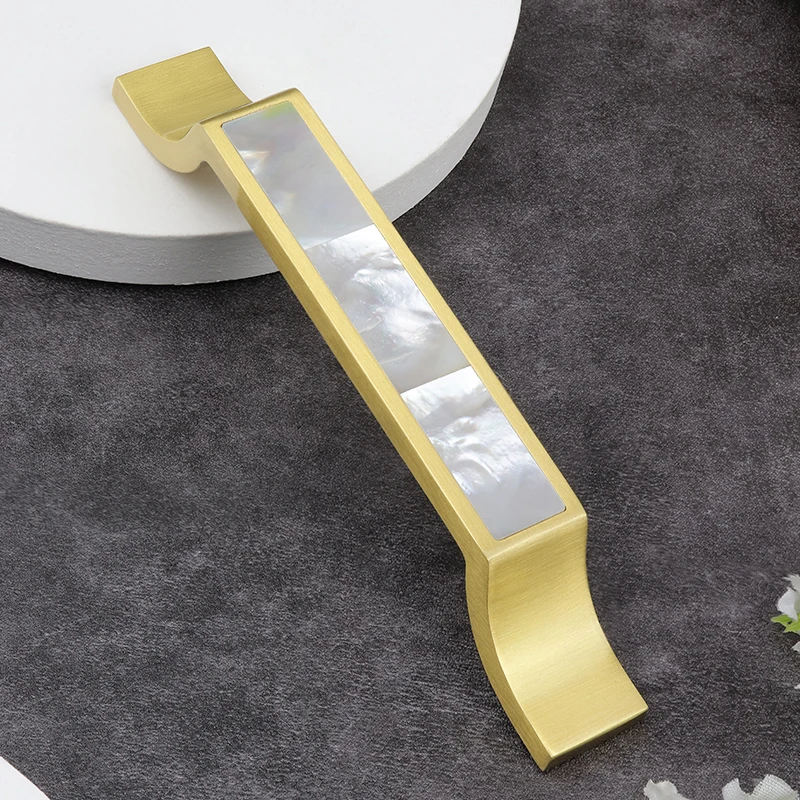 New Brass Natural Shell Kitchen Bedroom Furniture Handle Cabinet Wardrobe Drawer Knob Semi-Circle Closet Hardware Door Pulls
New Brass Natural Shell Kitchen Bedroom Furniture Handle Cabinet Wardrobe Drawer Knob Semi-Circle Closet Hardware Door Pulls